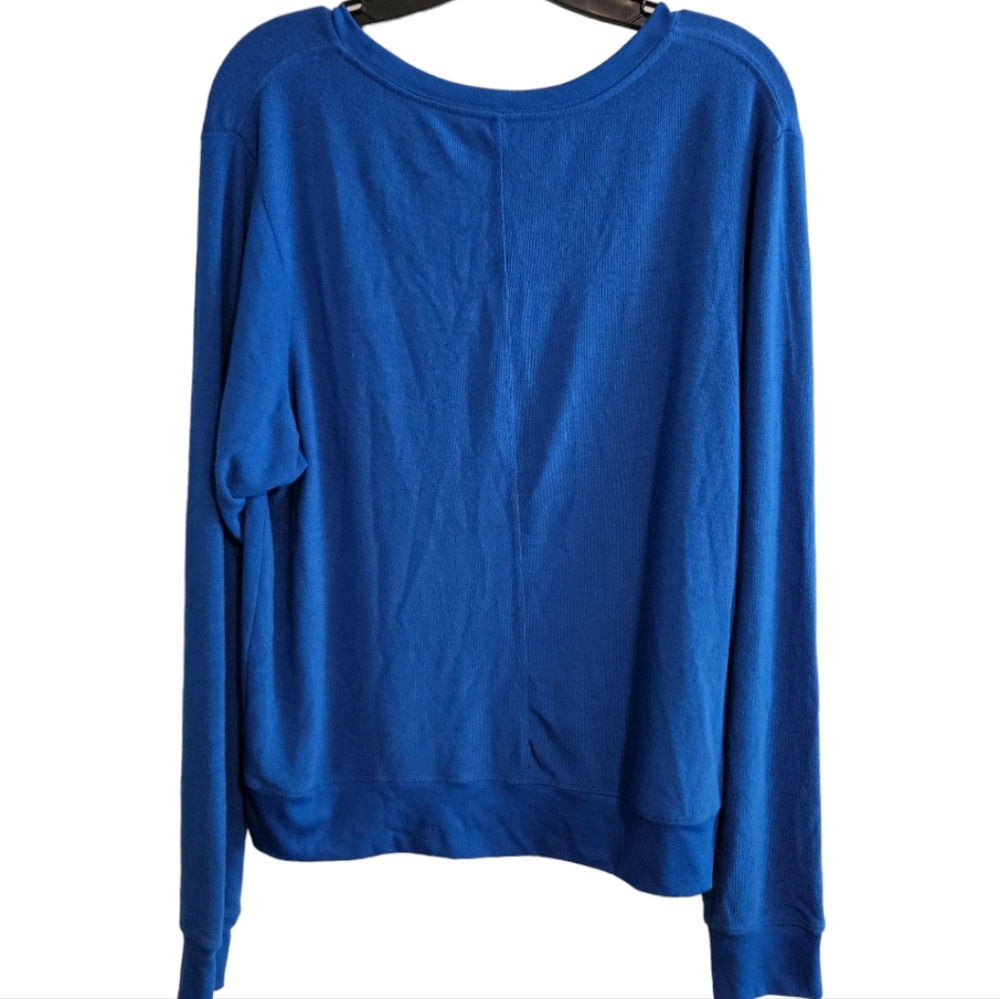 Size Medium Womens Soft as a grape Kansas City Royals blue sweater - Picture 2 of 5